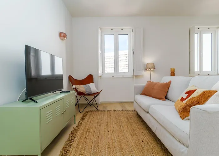 Modern & Cozy Faro Mercado Apt 21