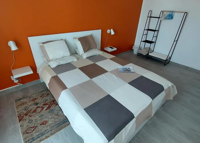 Al - Comfortable House