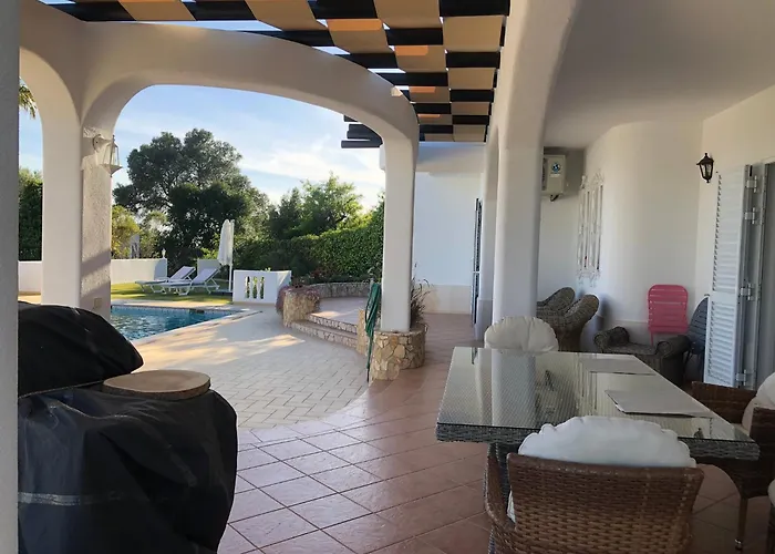Villa Lucie Vue Mer Avec Piscine Privee En Algarve..