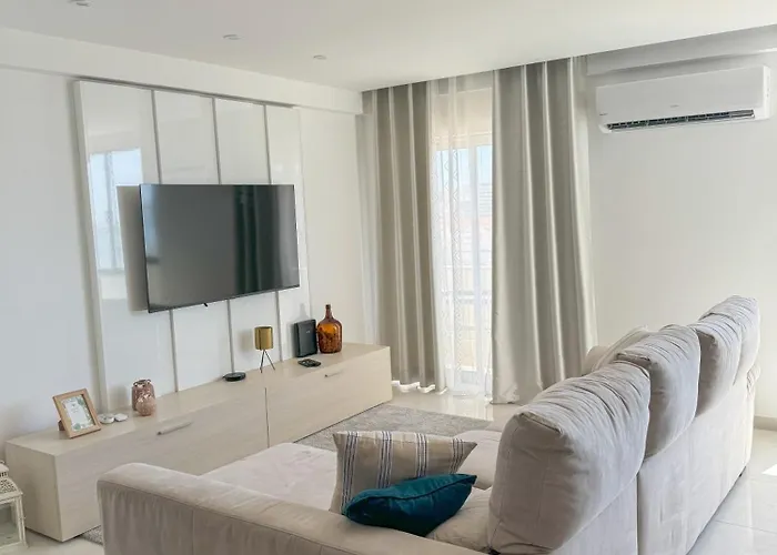 Riamar House - Faro City Center