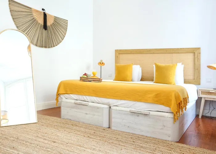 Beach Waves Apartment