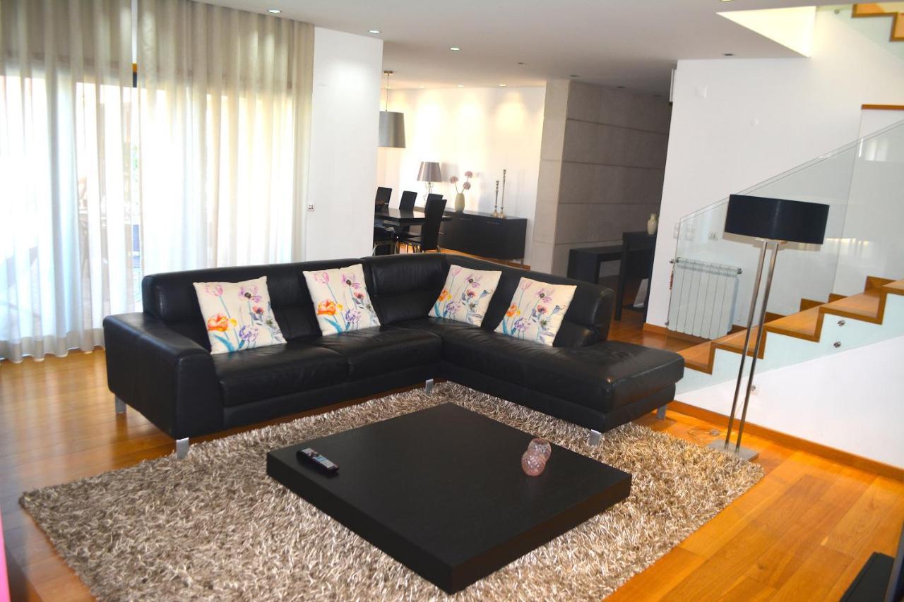 Villa Casa Das Oliveiras - Moradia De Luxo T4 Na Praia De *