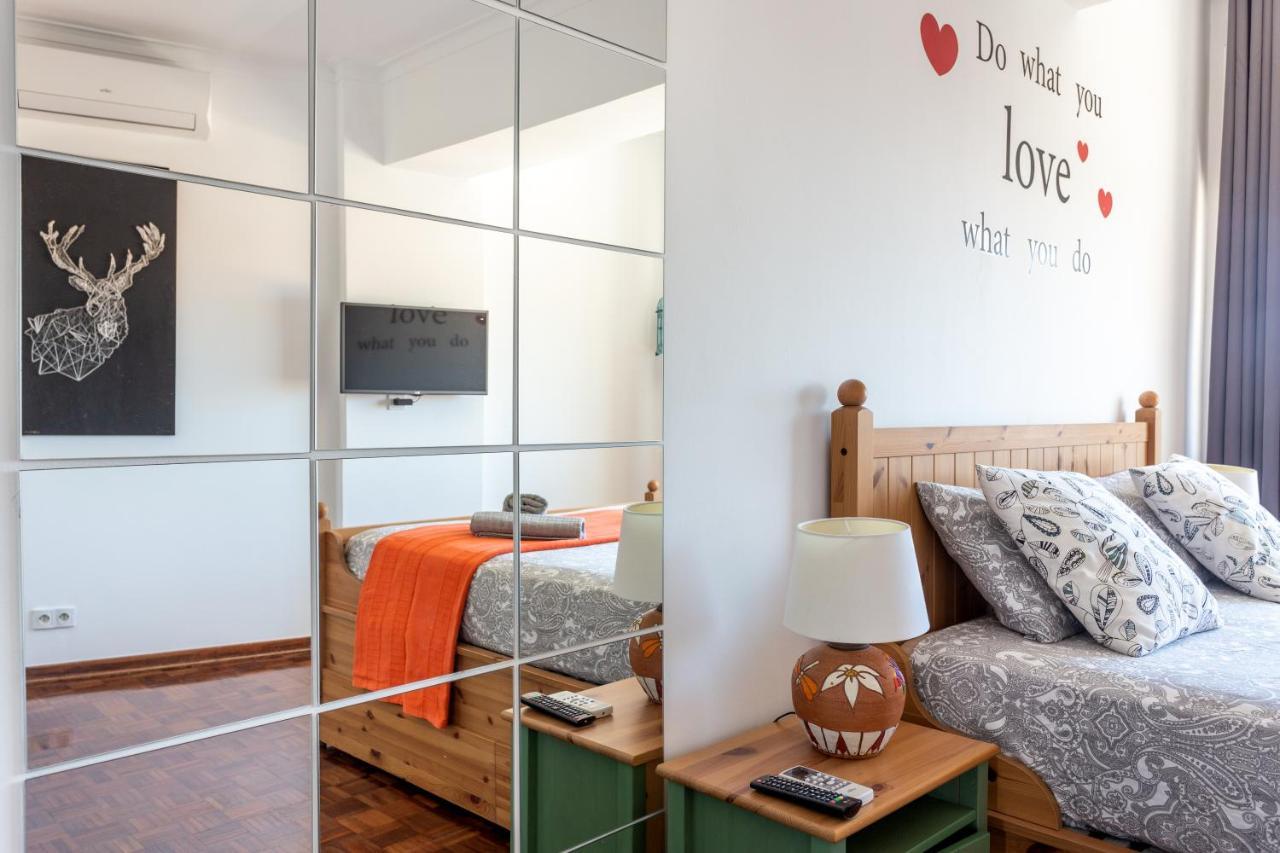 Dreamers Duplex With Seaview *