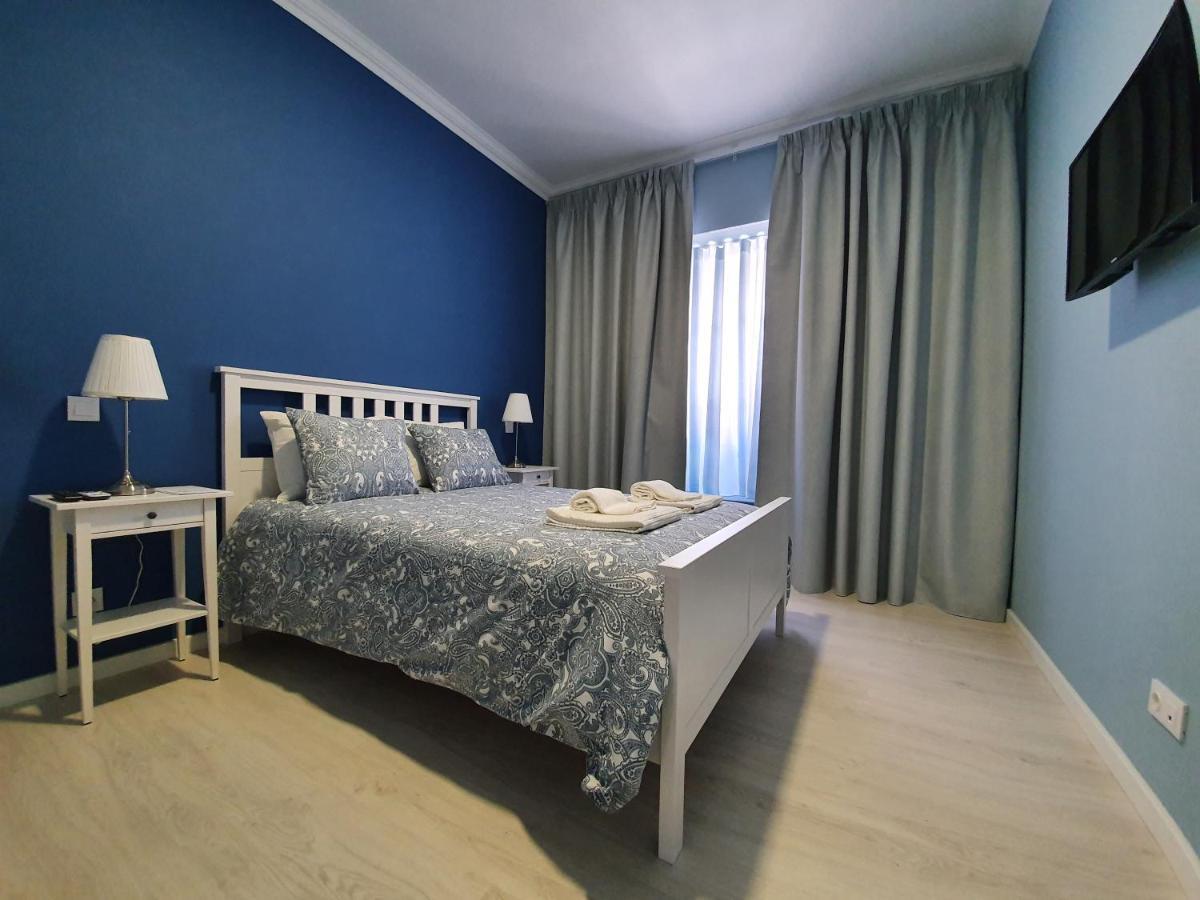 - Casa Amarela - *