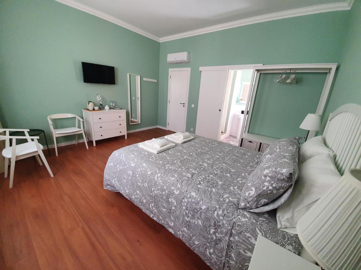 Guest house - Casa Amarela - *