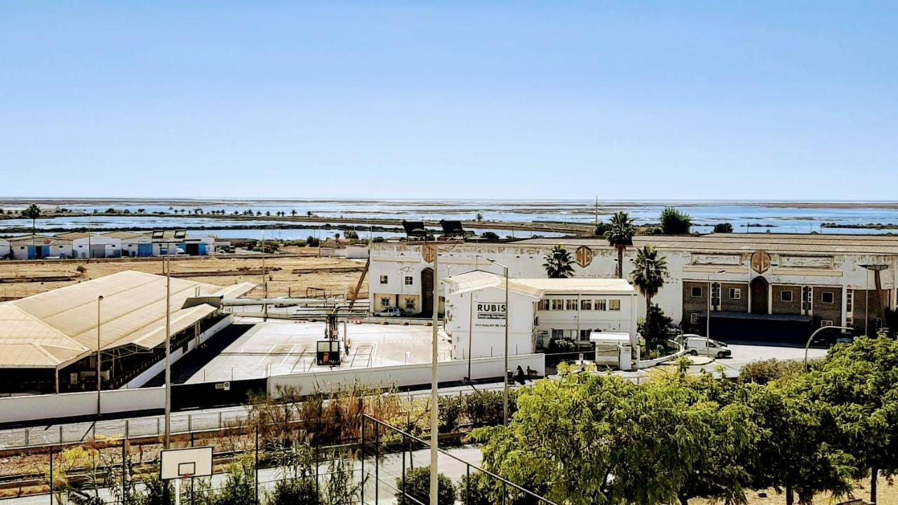 View Mignon De La Ria Formosa