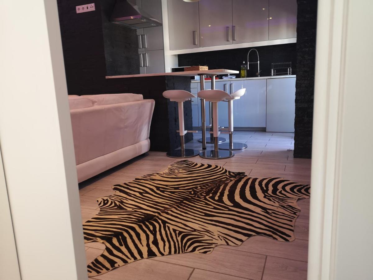 Al Mmaria Apartment