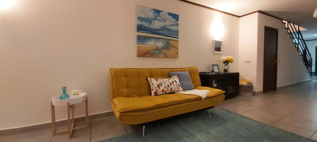 Casa Senhora Da Ria- Localizacao Perfeita Em *