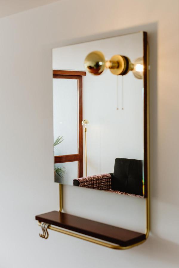 The Modernist, Architecture Experience Apartment *