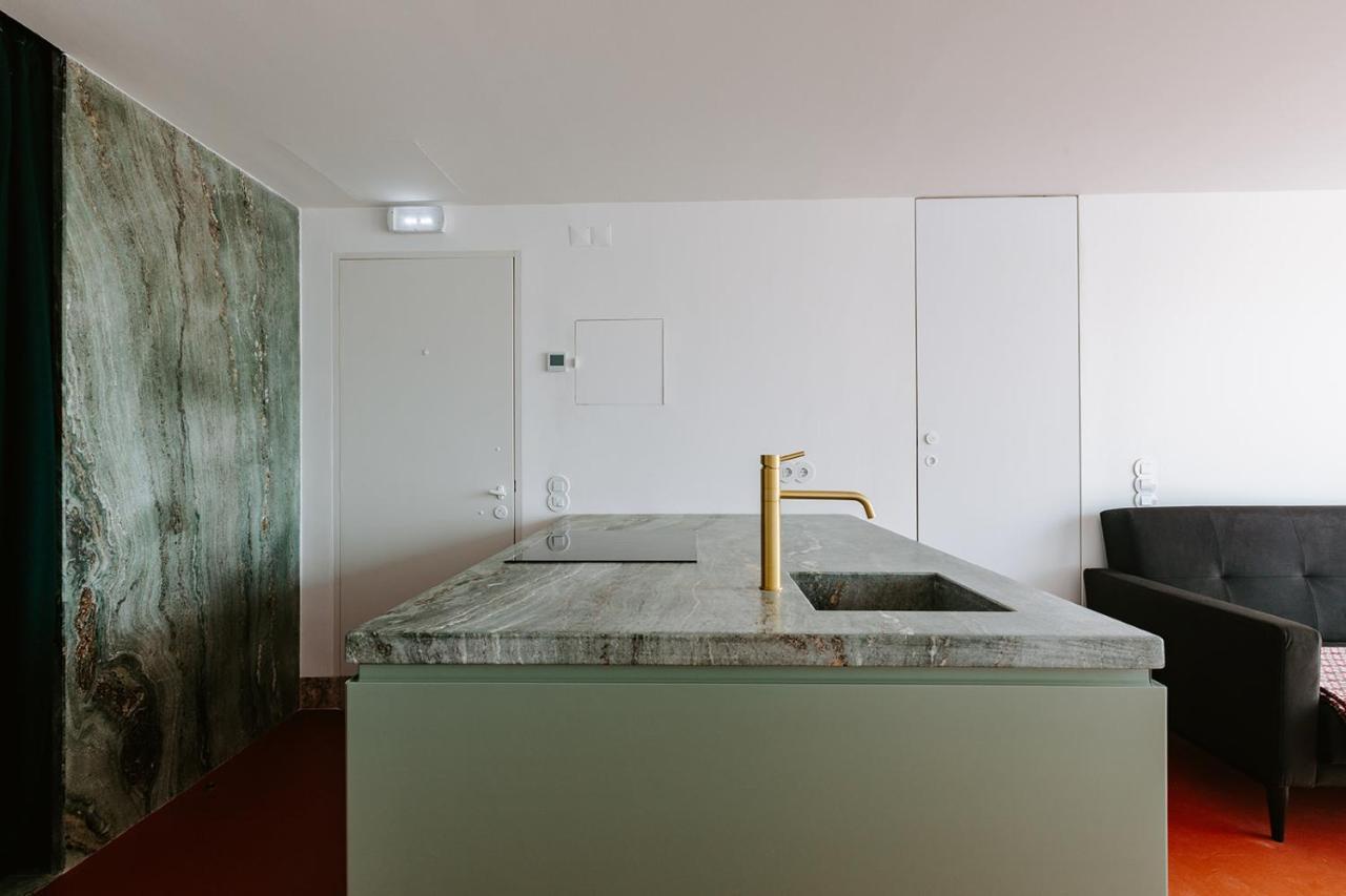 The Modernist, Architecture Experience Apartment *