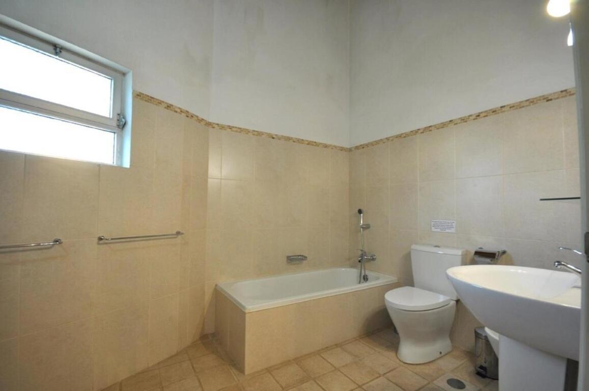 Fantastic Vacation Getaway, Private Tennis Court Golf Practice Facility Villa