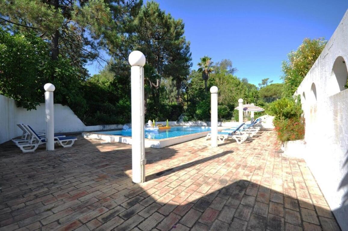 Fantastic Vacation Getaway, Private Tennis Court Golf Practice Facility Faro