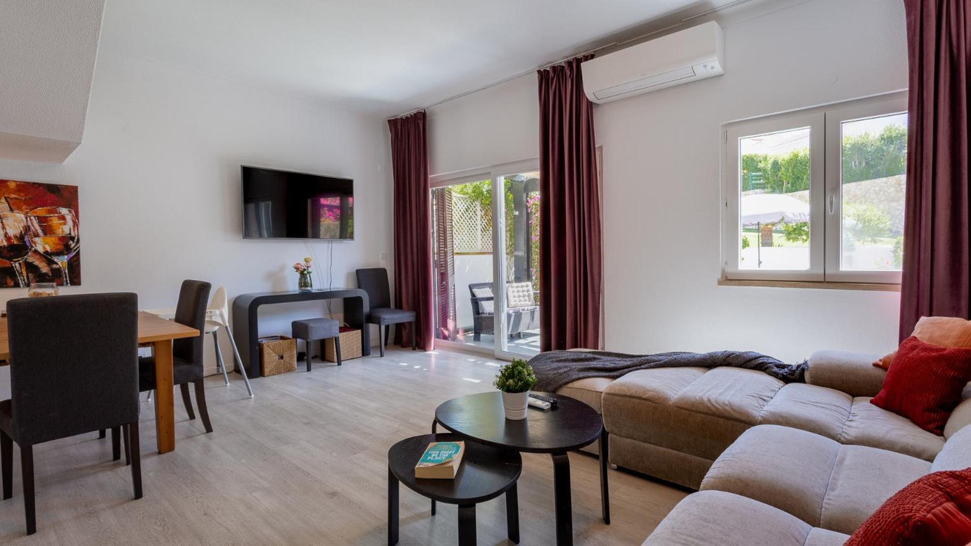 3 Bed Lakeside Village Quinta Do *