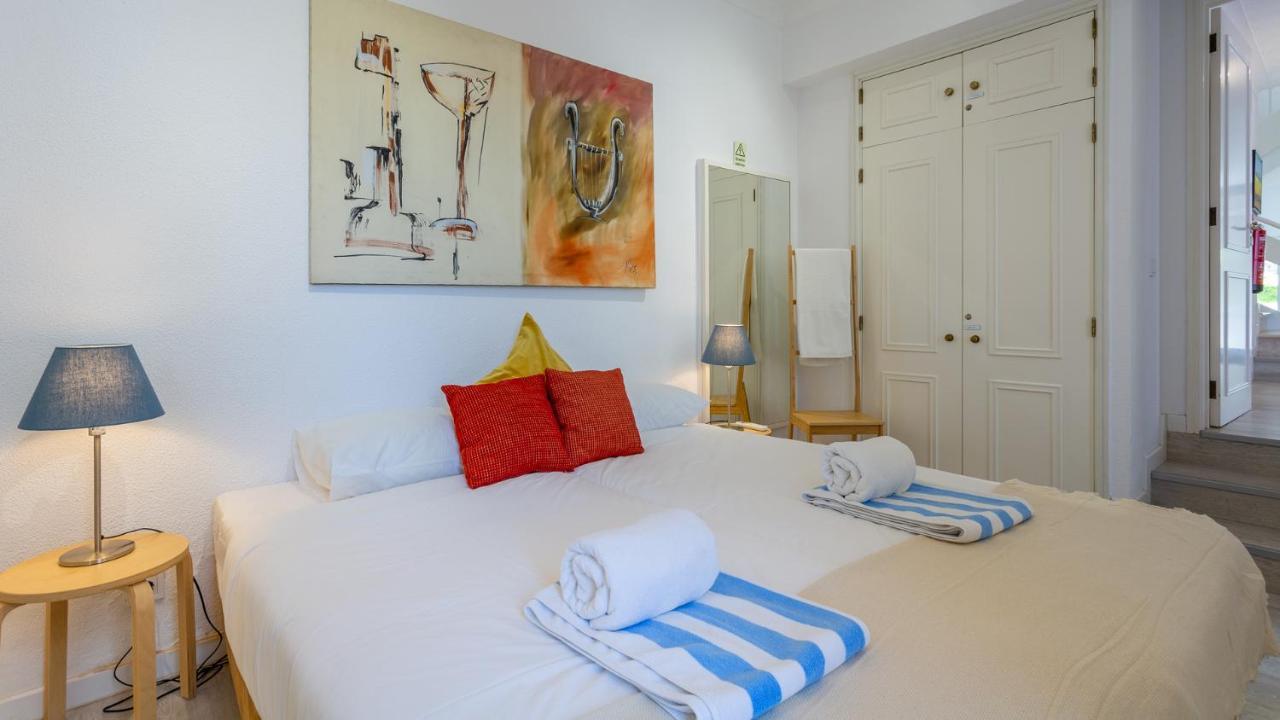 3 Bed Lakeside Village Quinta Do * Faro