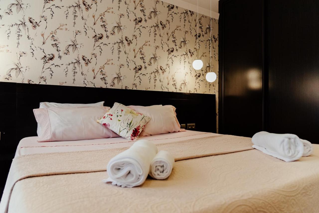 Happy House Comfort 3*