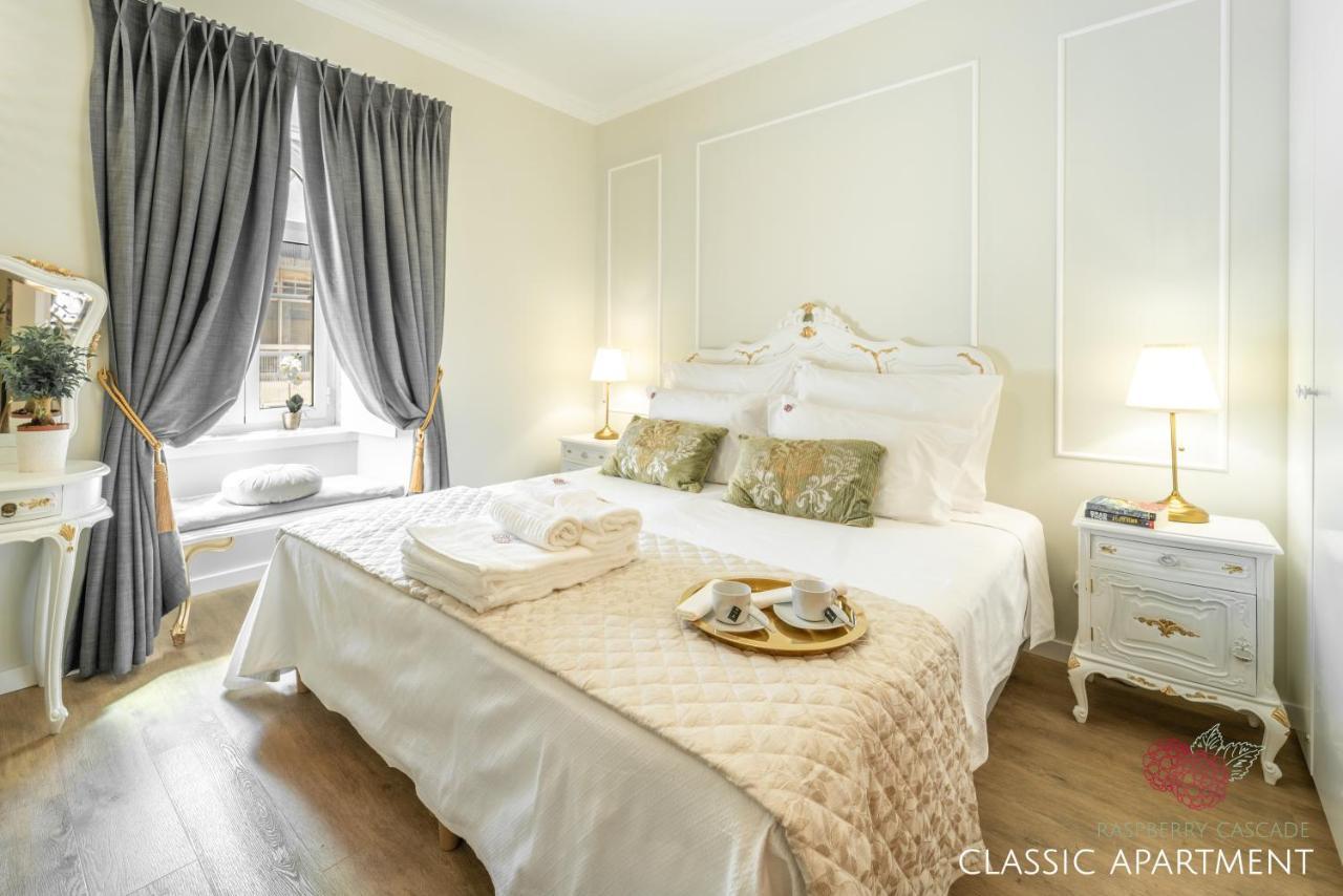 Apartment 7 Styles By Raspberry Cascade