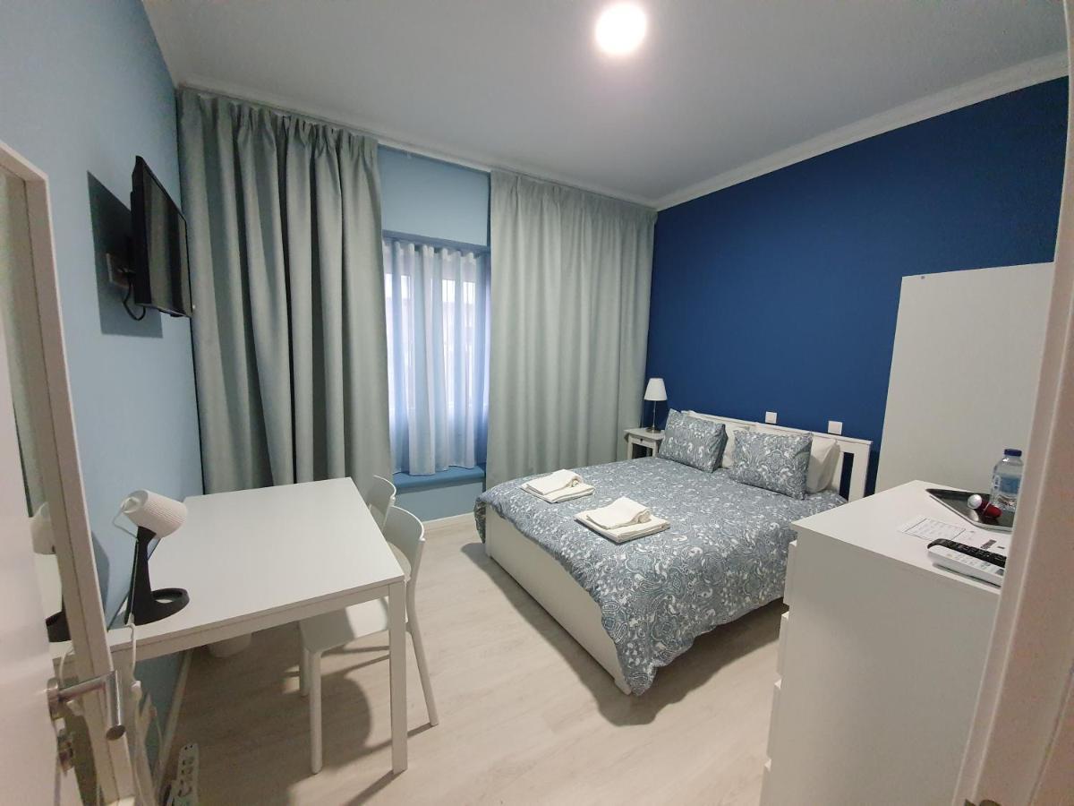 - Casa Amarela - *