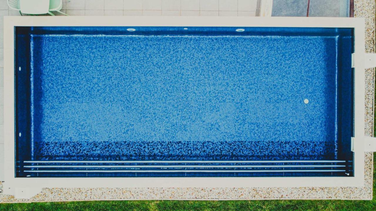 Mercedes Faro