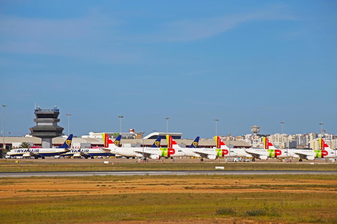 Airport Flats By Homing *