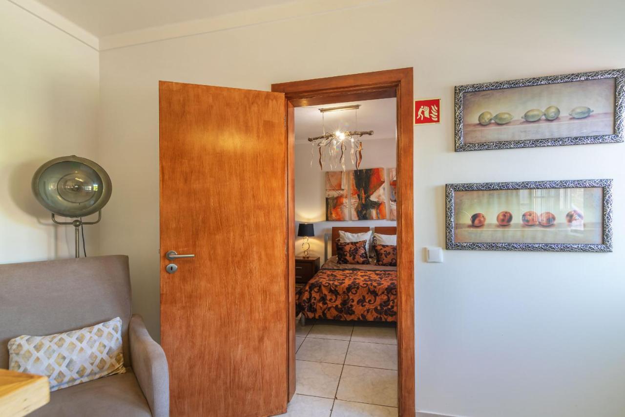 Airport Flats By Homing