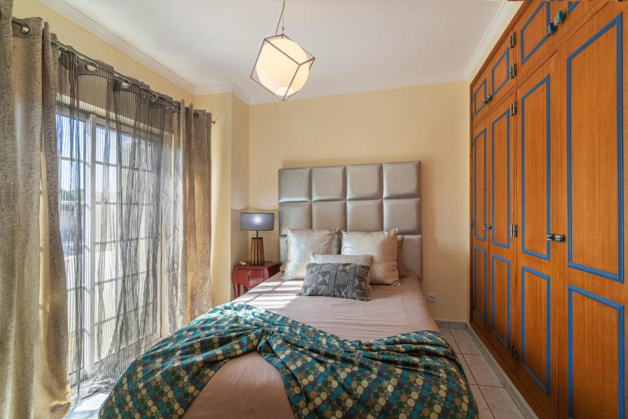 Airport Flats By Homing