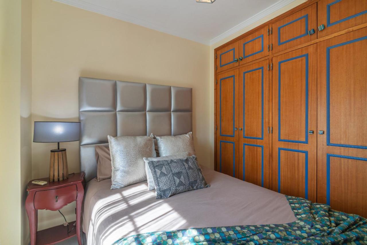 Apartment Airport Flats By Homing