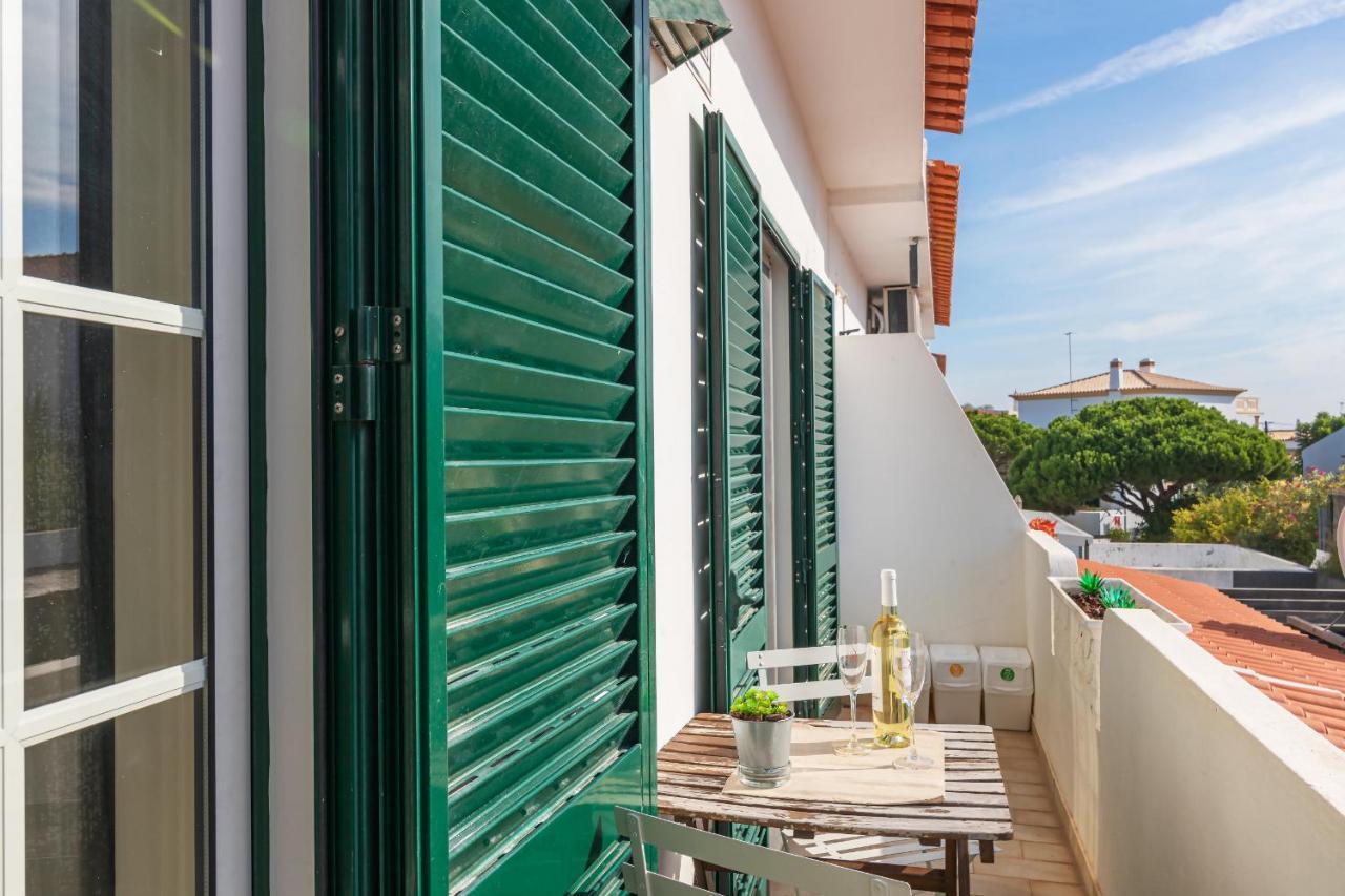 Airport Flats By Homing