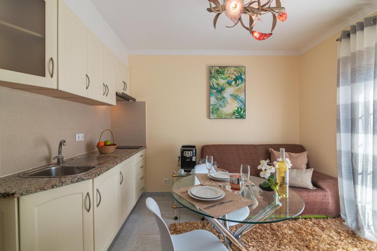 Apartment Airport Flats By Homing