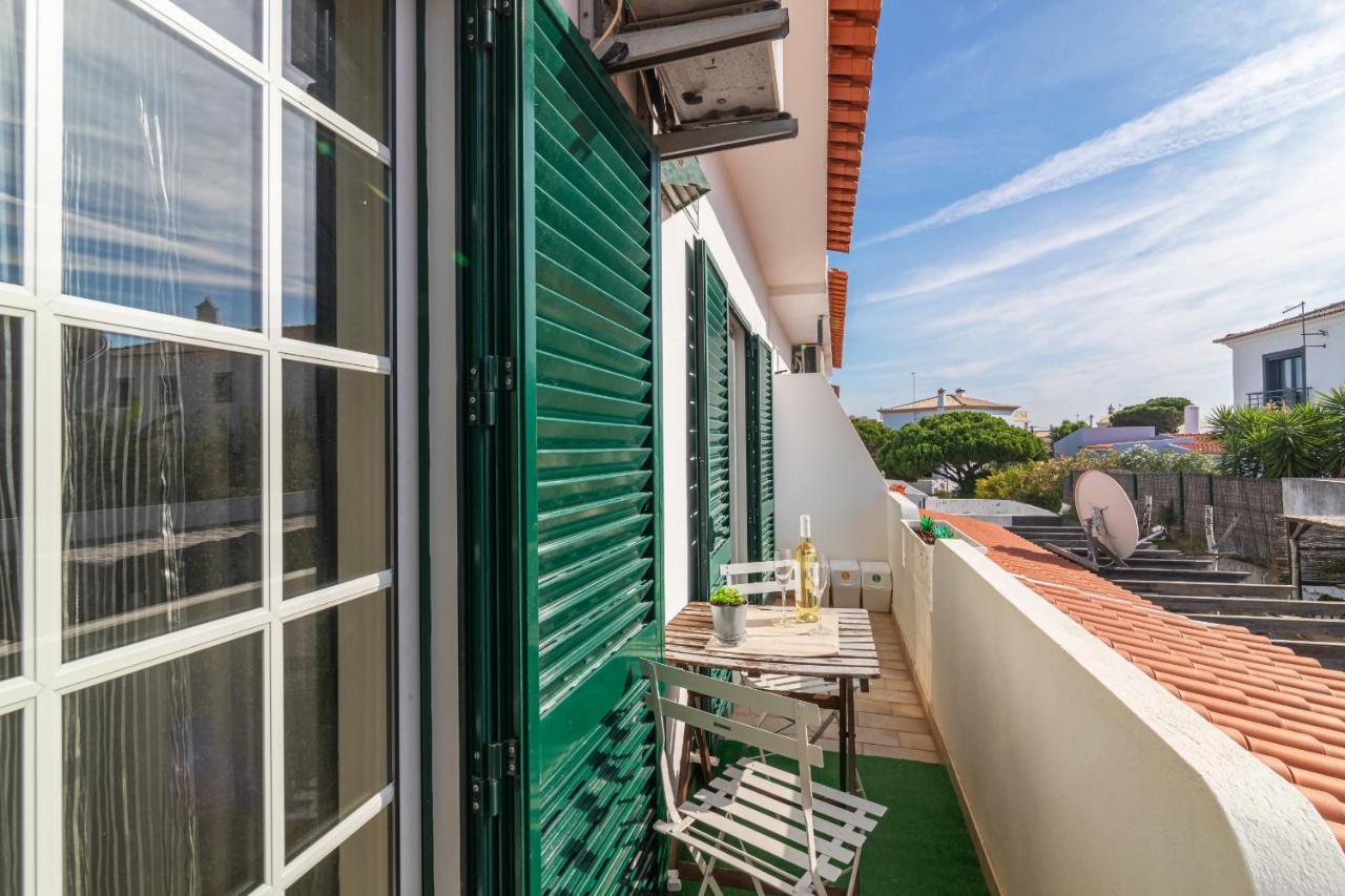 Airport Flats By Homing *