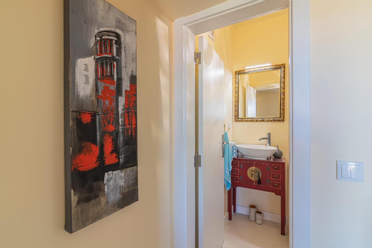 Airport Flats By Homing Faro