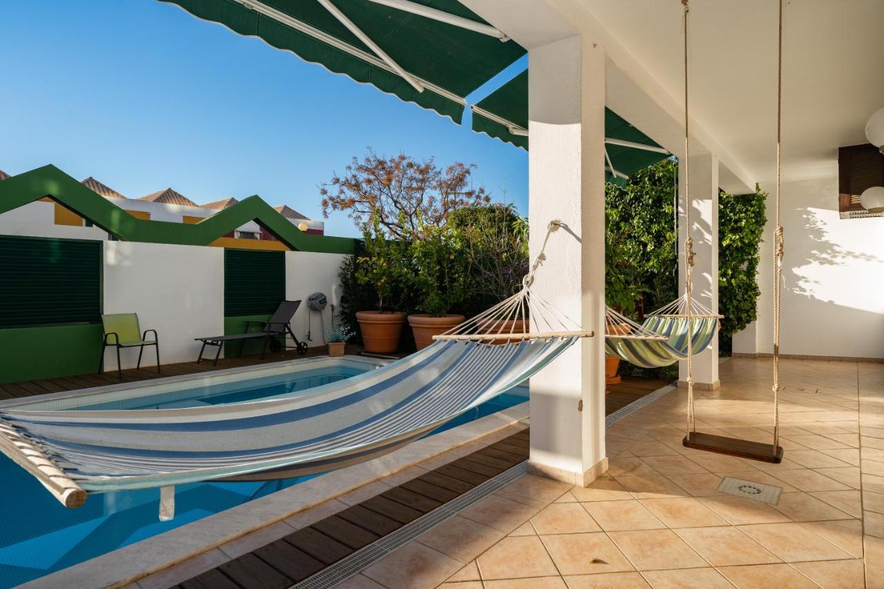 Villa In Elite Residential Area Of Faro