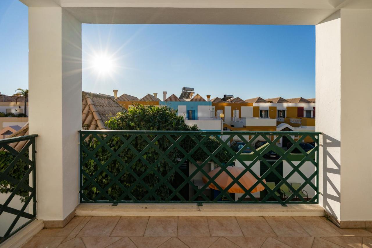 In Elite Residential Area Of Villa *