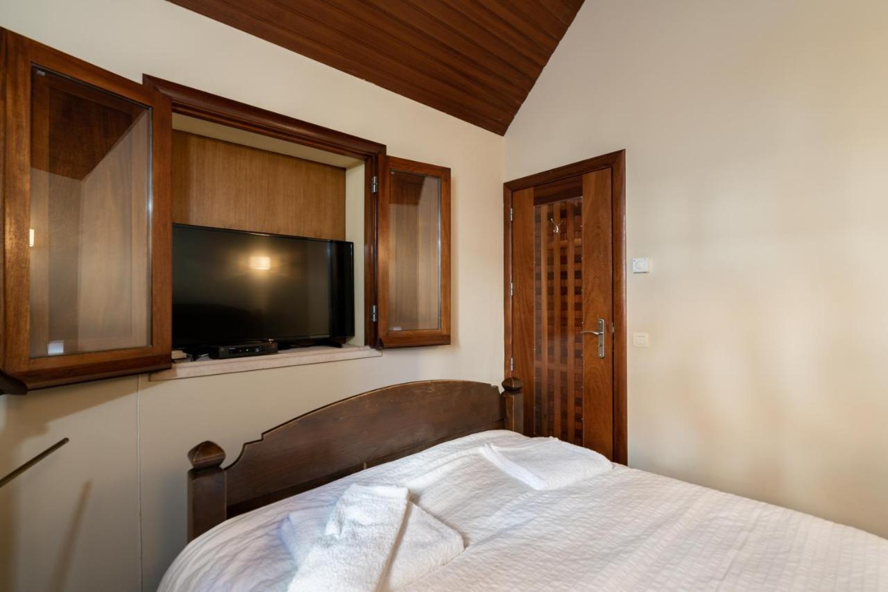 Villa In Elite Residential Area Of Faro