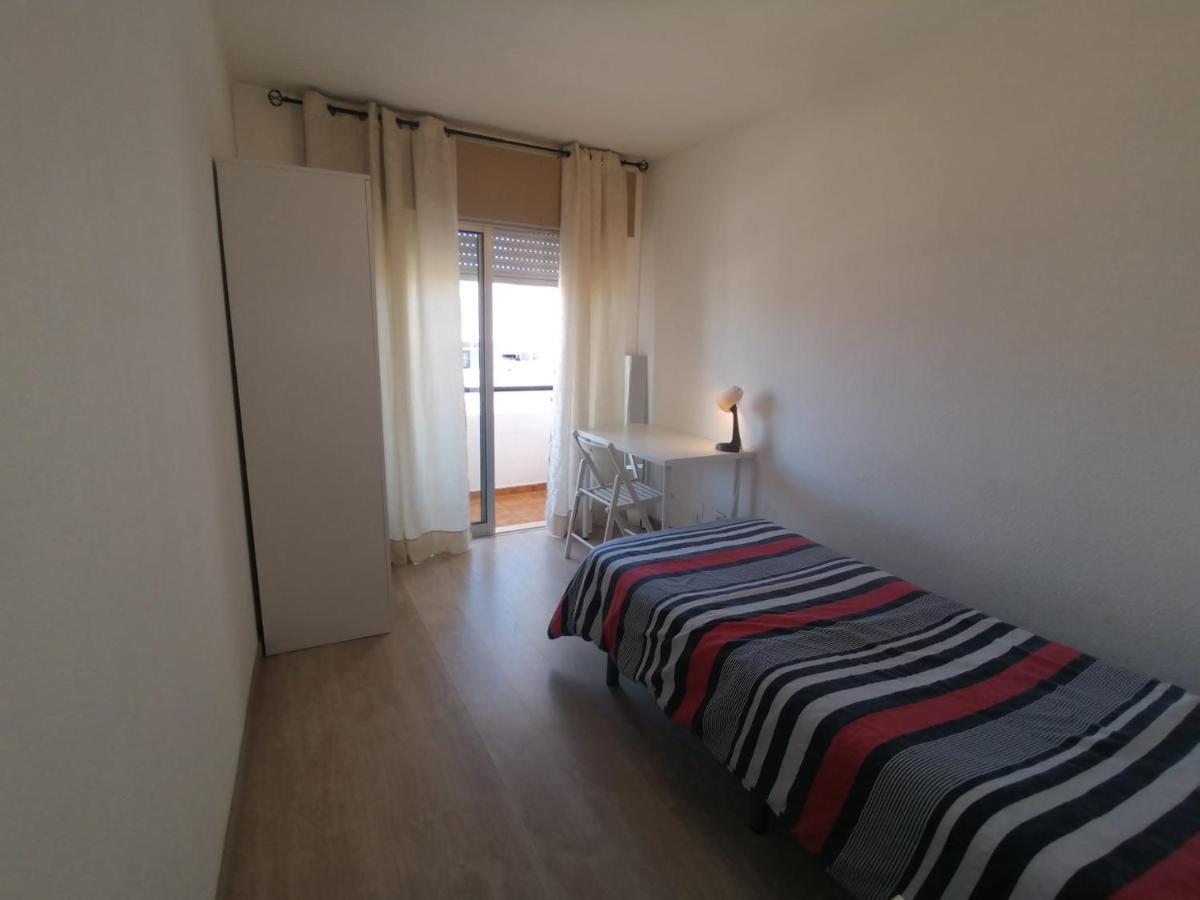 Poeta Aleixo In Apartment Faro