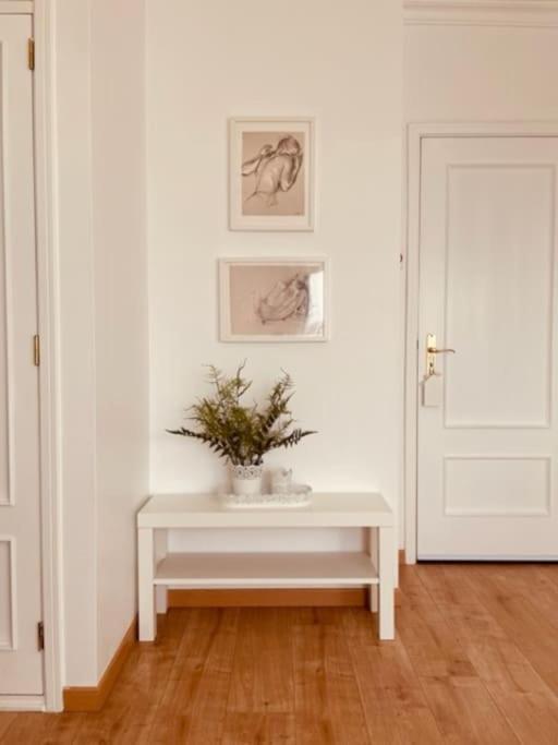 Omniax Apartment