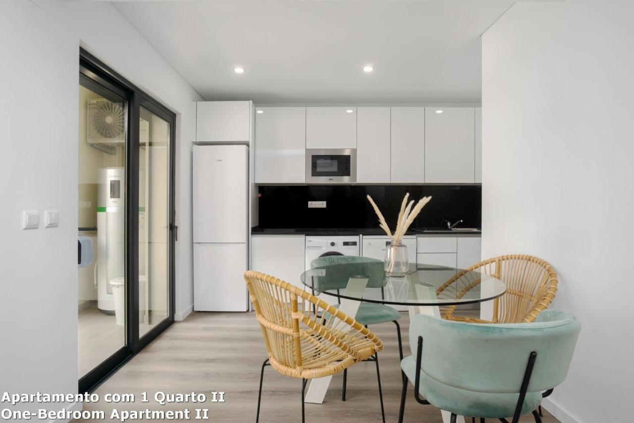 Akisol Yellow Apartment