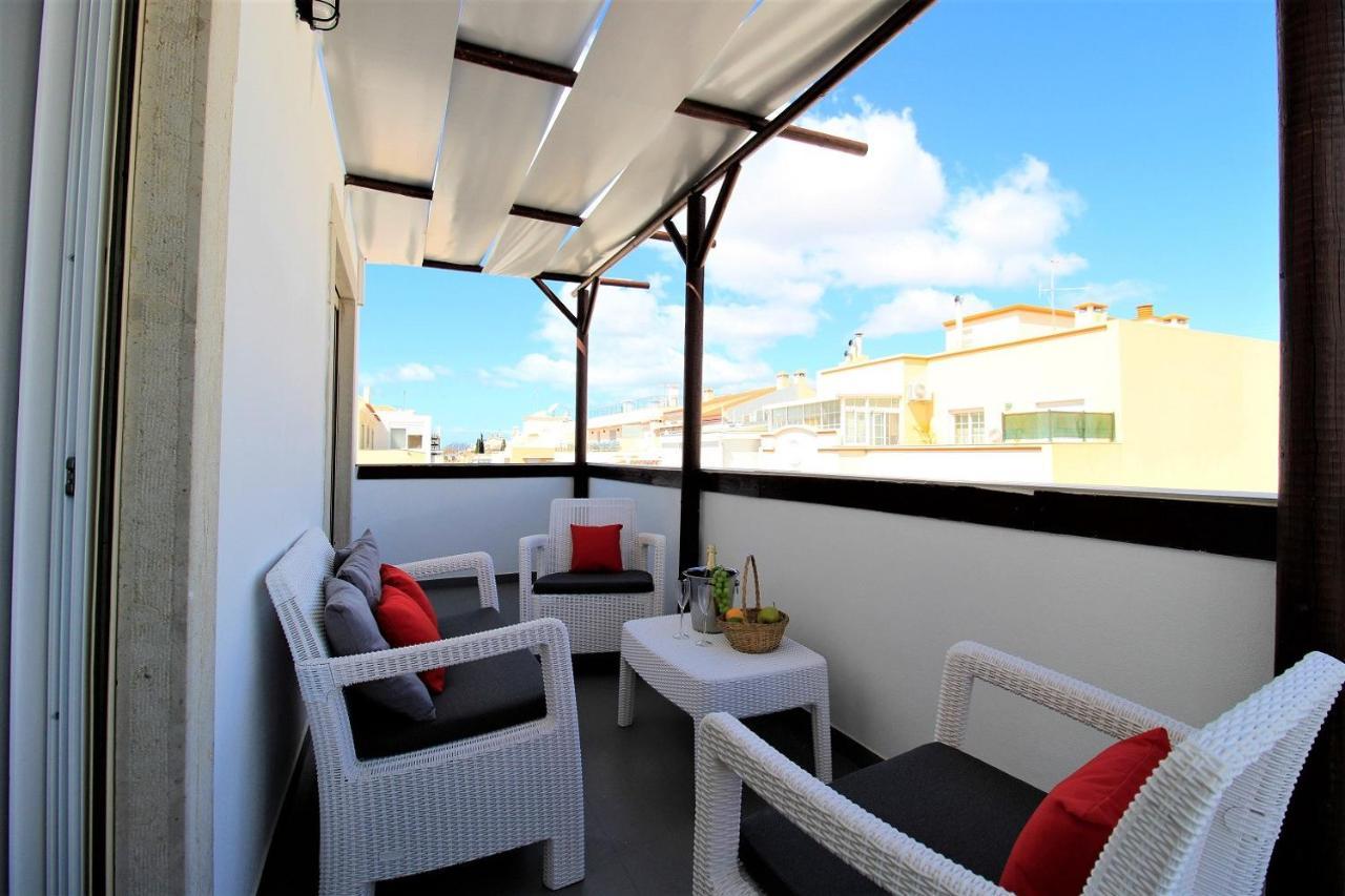 River View By Homing Apartment