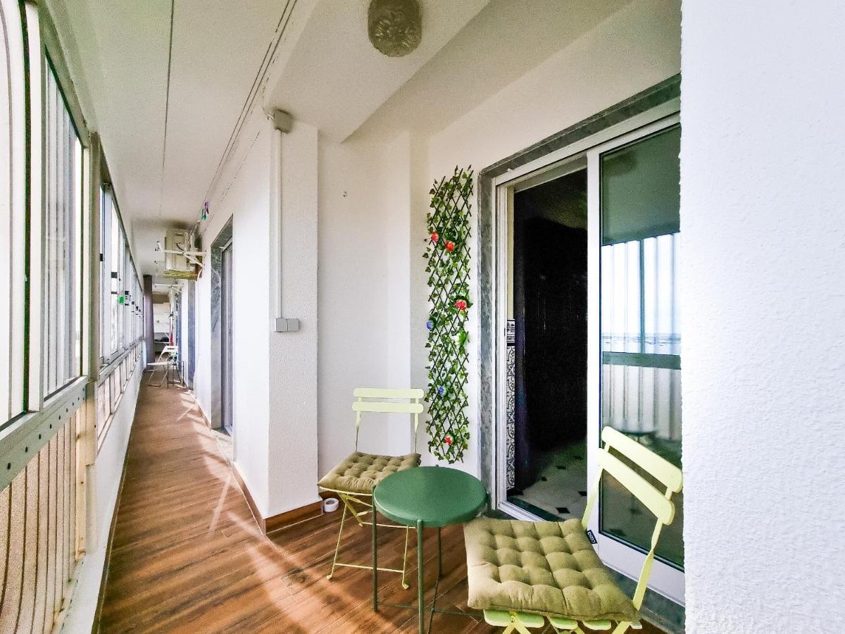 Flh Family Flat With Balcony *
