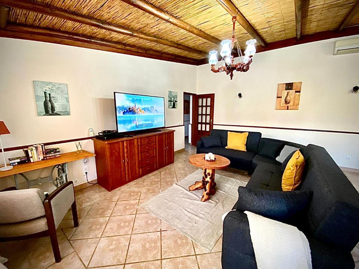 Holiday home Palma's Place Casanova Moradia #wifi#pool#relax Faro