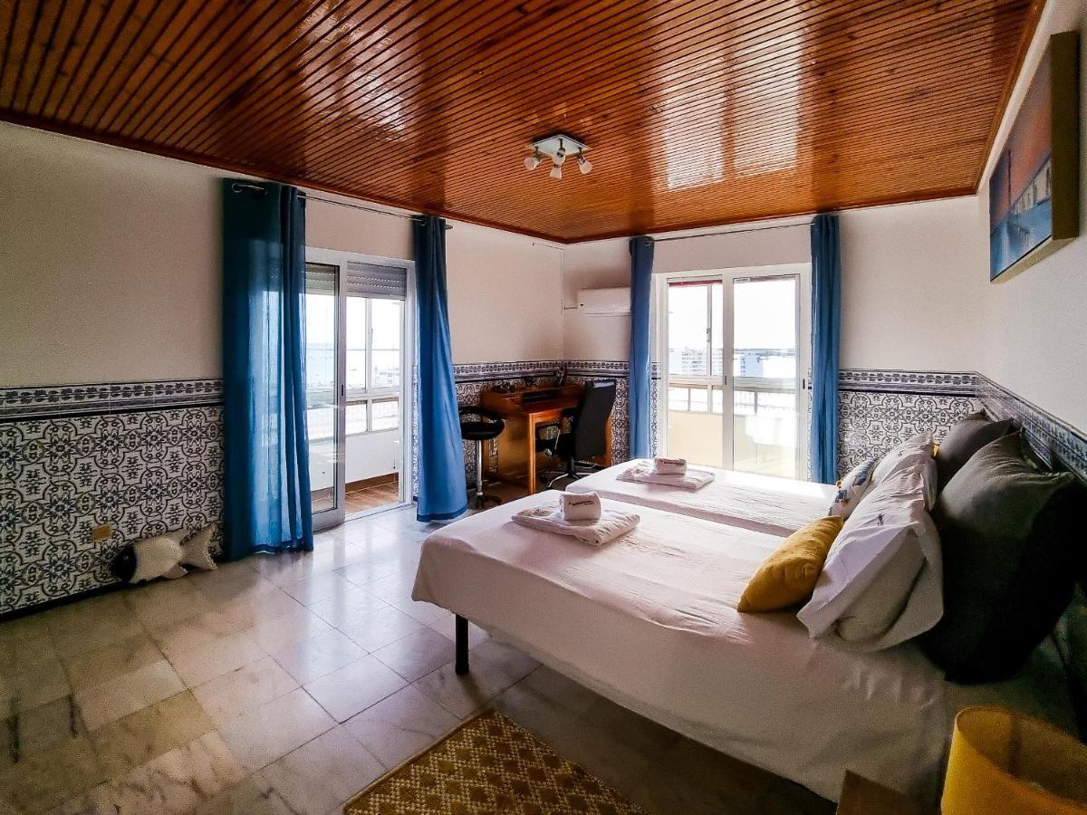 Flh Family Flat With Balcony Apartment