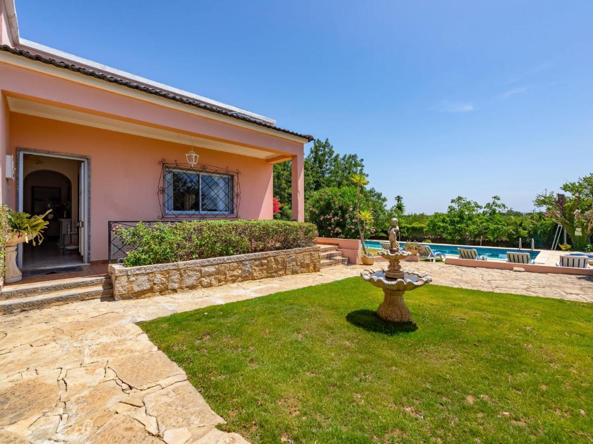 Holiday home Isaurinda 1 By Interhome