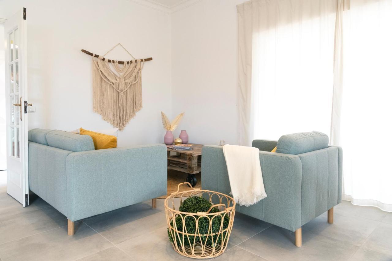 Casa Portus - *