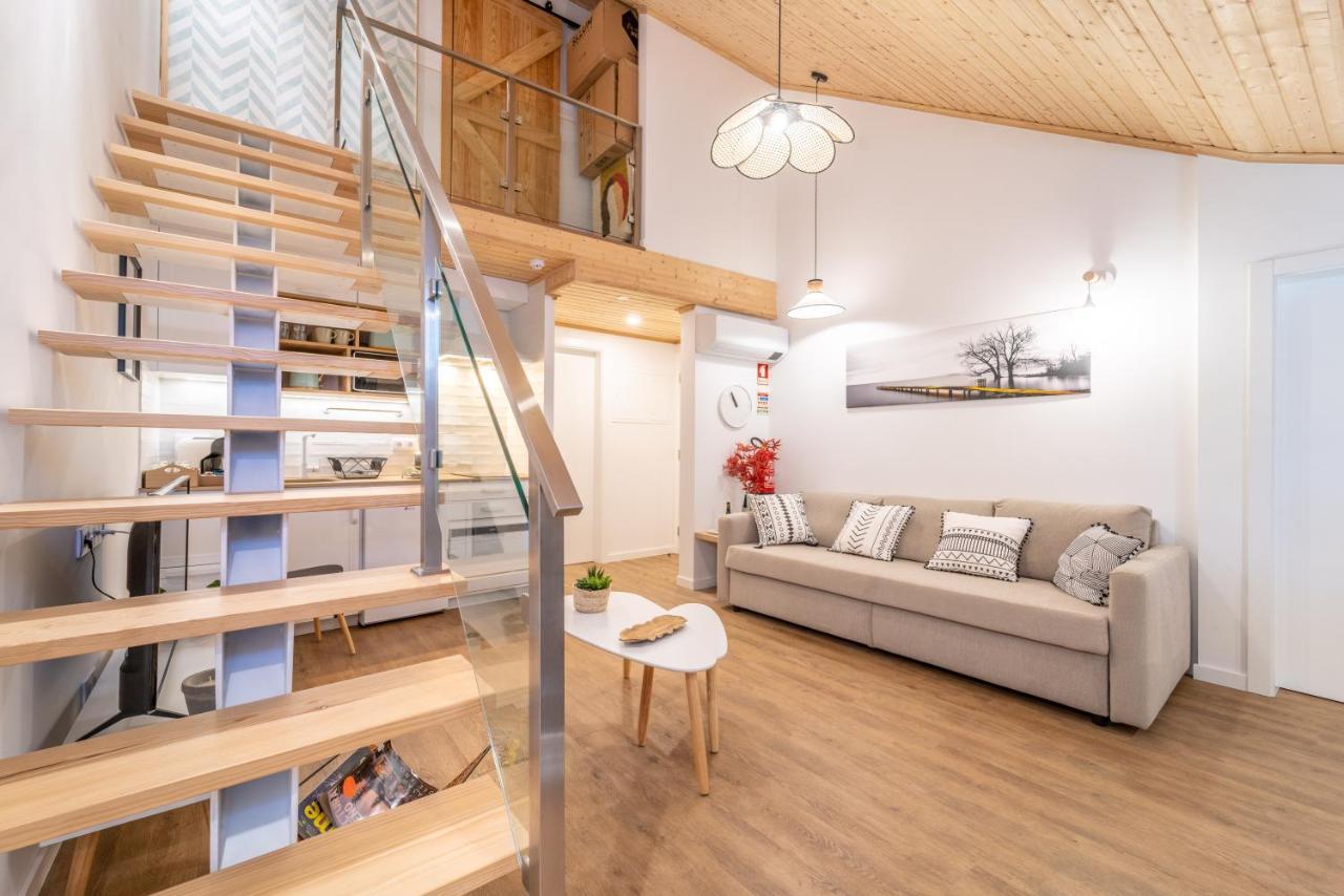 7 Styles By Raspberry Cascade Apartment