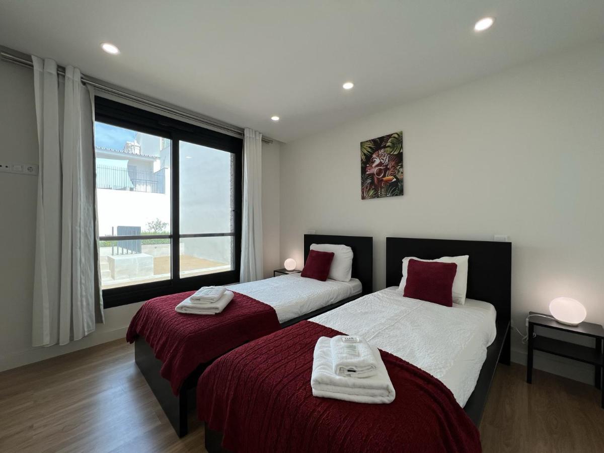 Design 4 By Homing * Faro