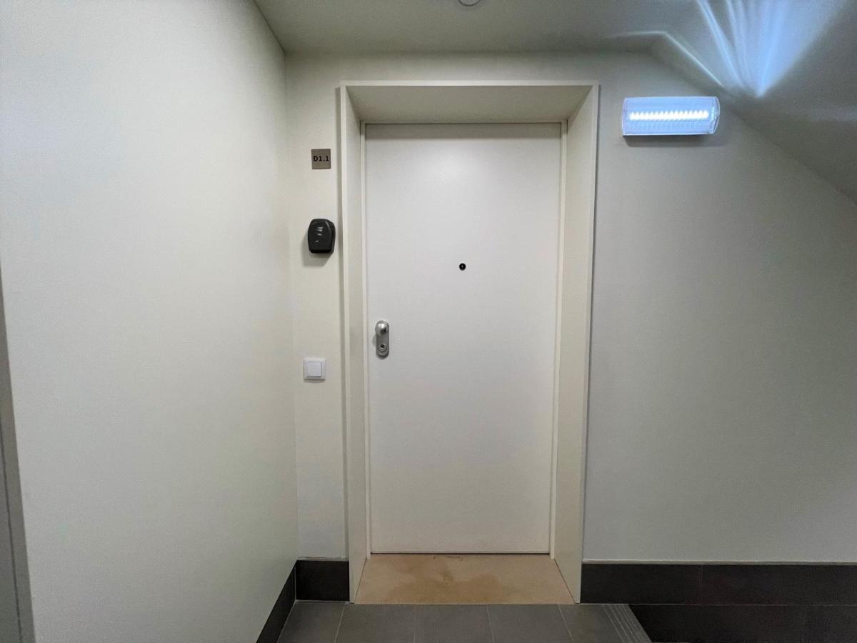 Design 1 By Homing *
