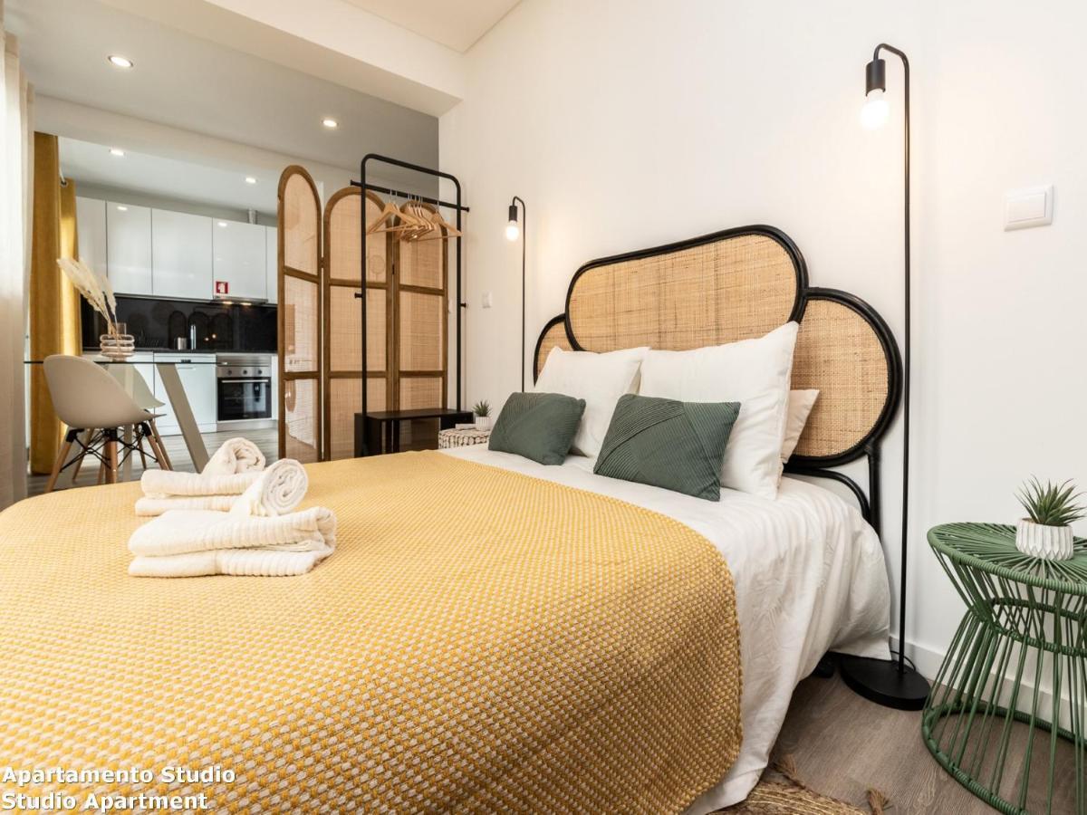 Akisol Yellow Apartment Faro