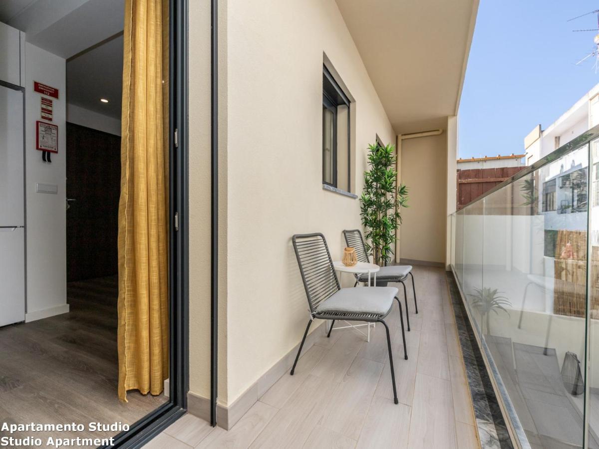 Apartment Akisol Yellow Faro