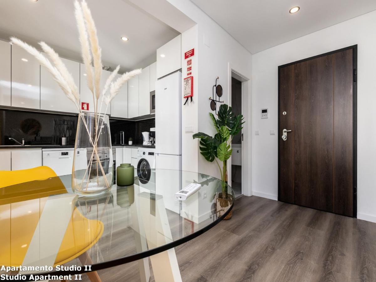 Akisol Yellow Apartment Faro