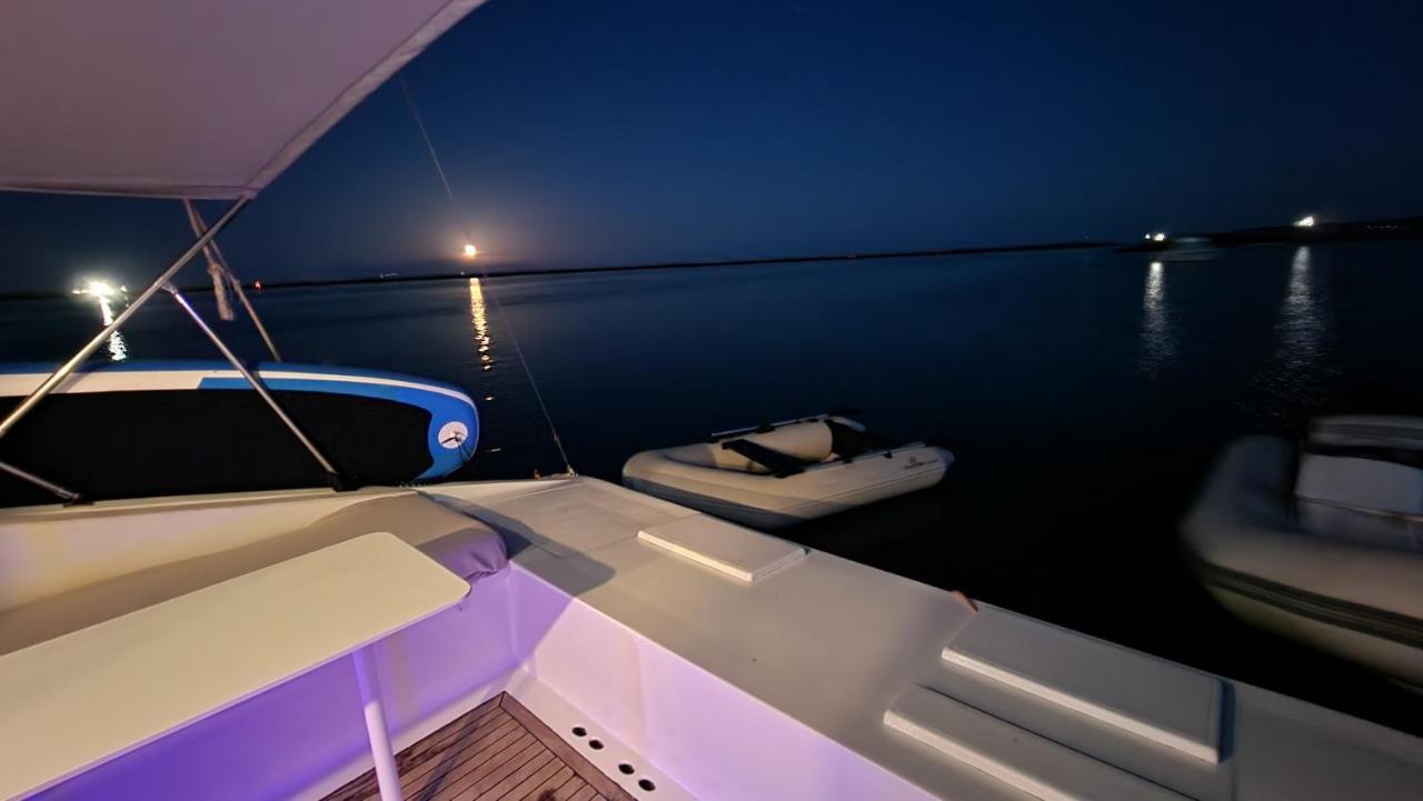 Barco Casa Catamara Sleepandboat Faro