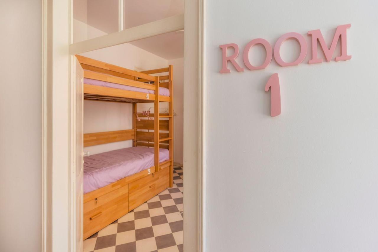 Hostel Female